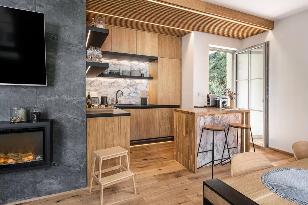 Luxury 2 Bedroom Mountain Escape Harrachov Dış mekan fotoğraf