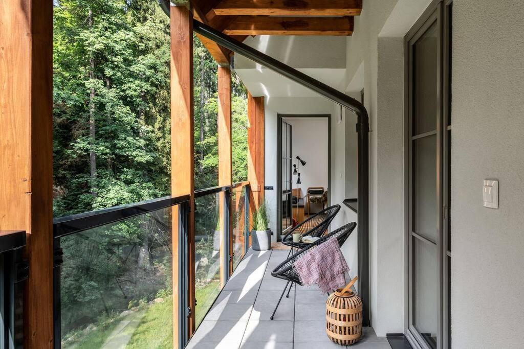 Luxury 2 Bedroom Mountain Escape Harrachov Dış mekan fotoğraf
